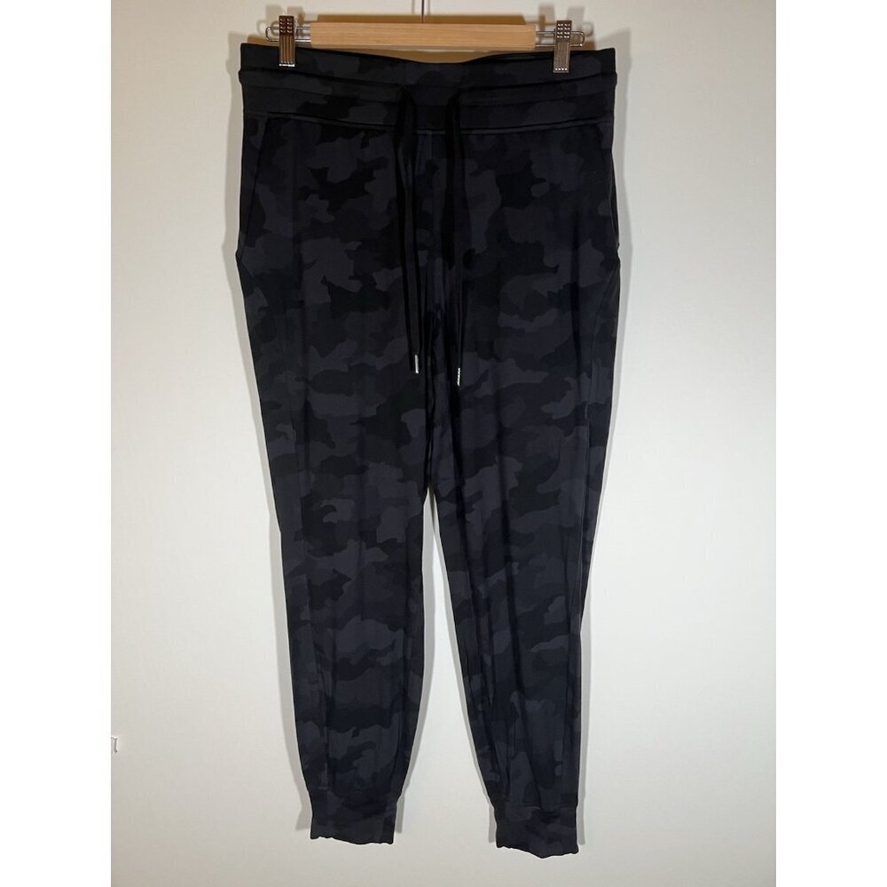 Lululemon gray camouflage stretch High-Rise Joggers full length heritage 10